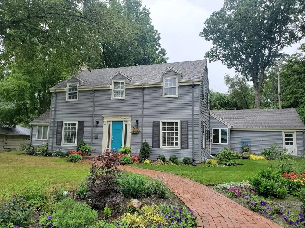 Slide of CA Harris Construction