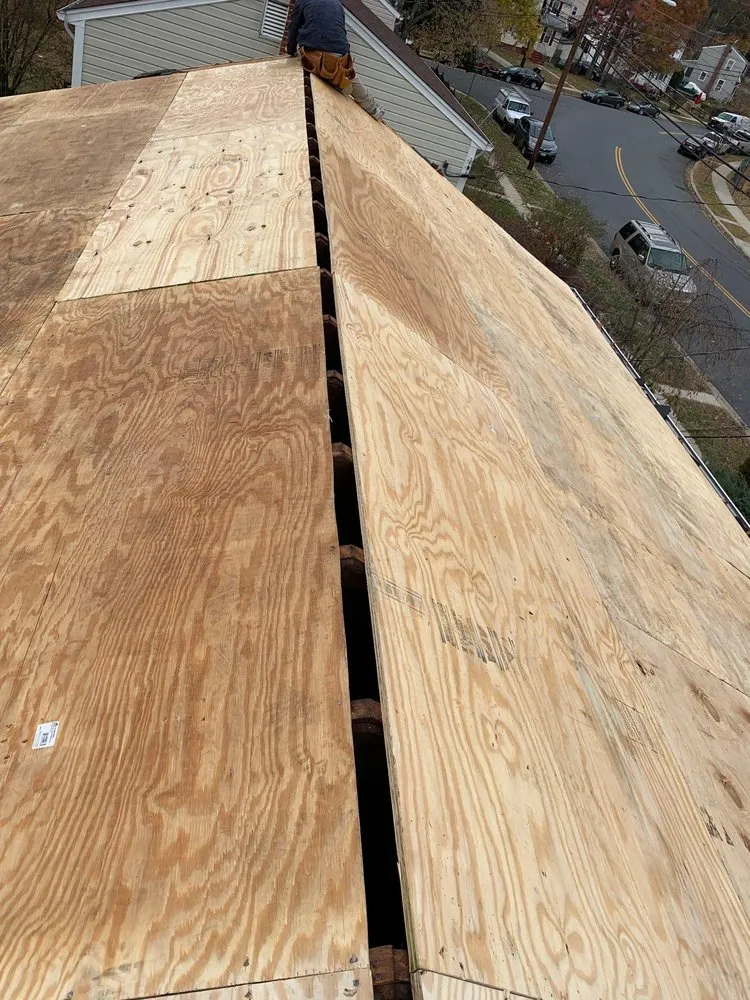 Reliable shingle roofing service in University PA, MD - Caal Services