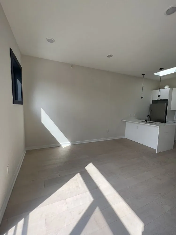 Slide of Cabrera Built