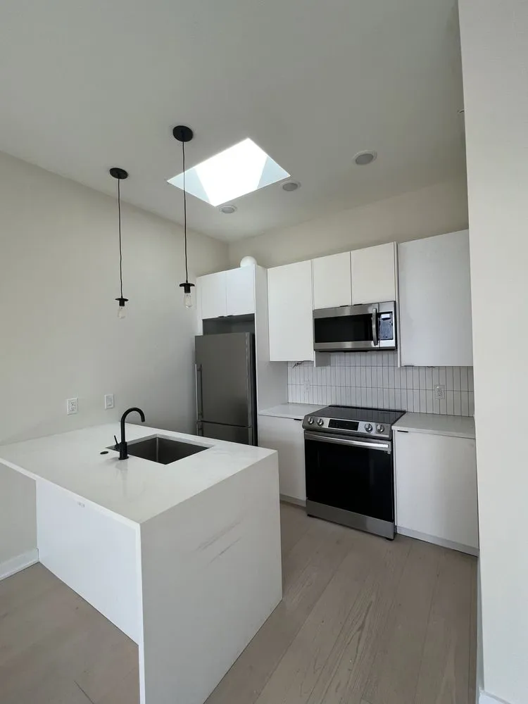 Slide of Cabrera Built