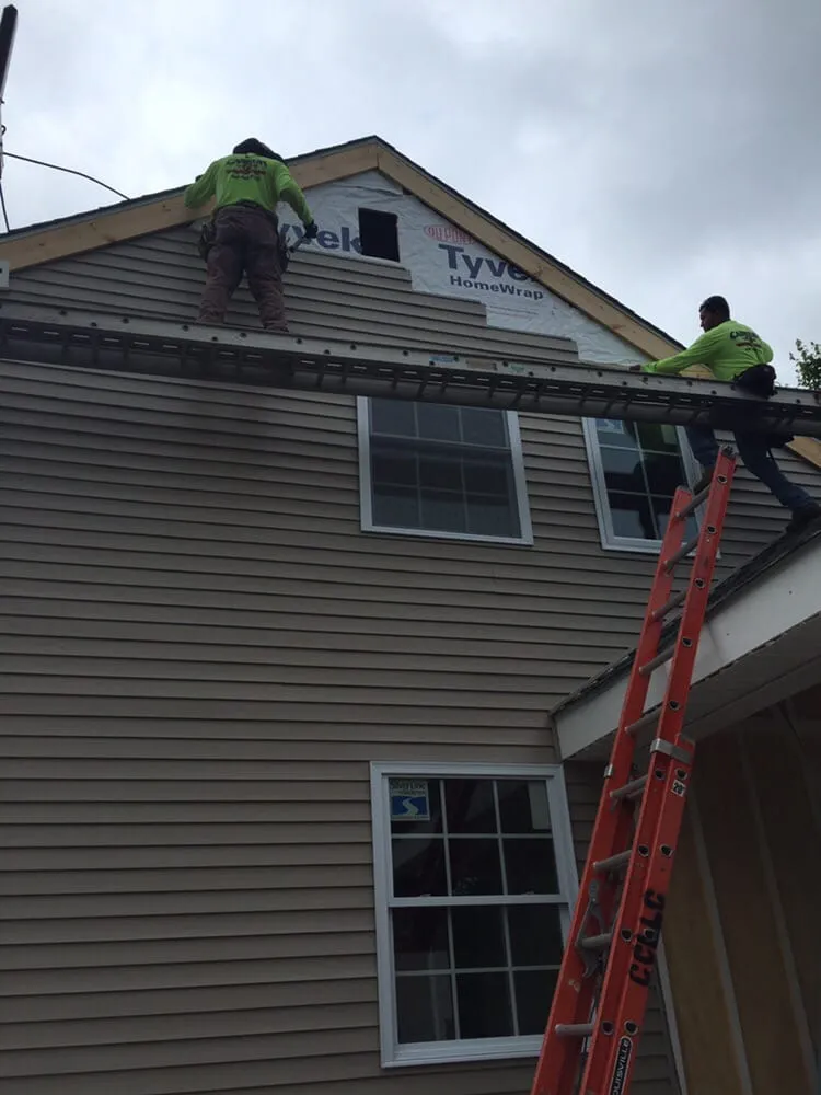 Slide of Cabrera Contracting