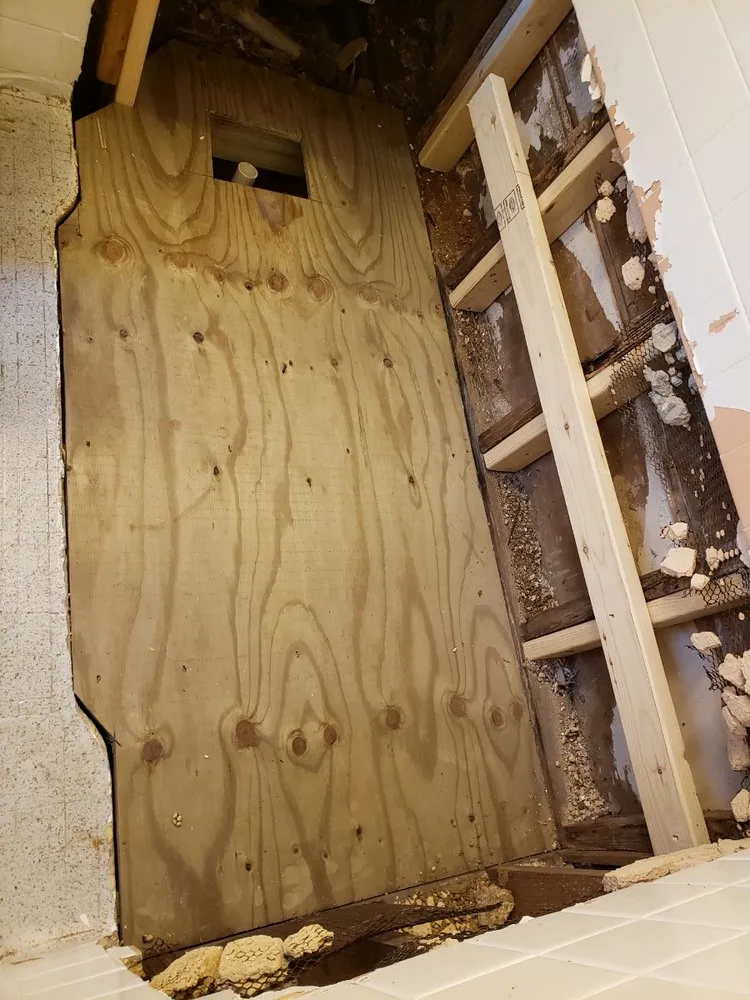 Slide of Cabrera Molina Enterprise