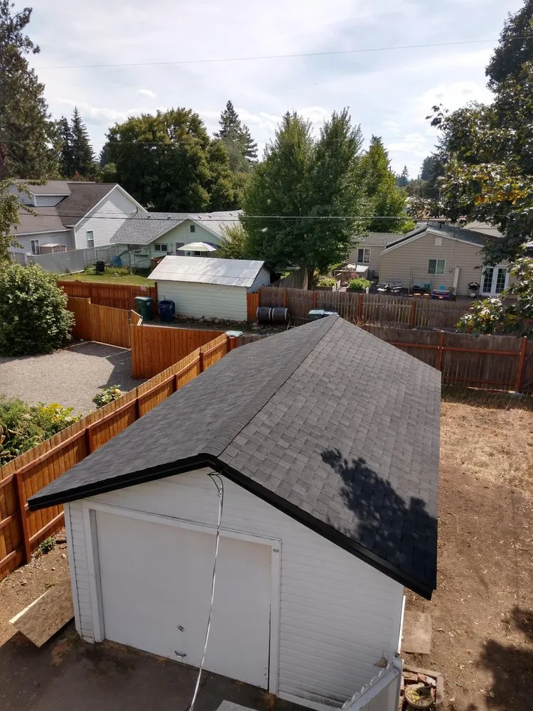 Licensed shingle roofing service in Coeur d'Alene, ID by CAC Roofing