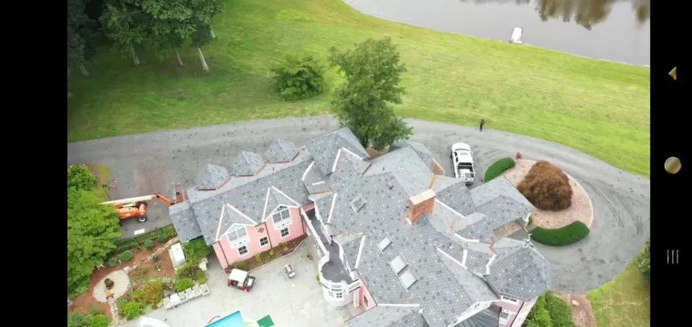 Slide of Cachis Roofing