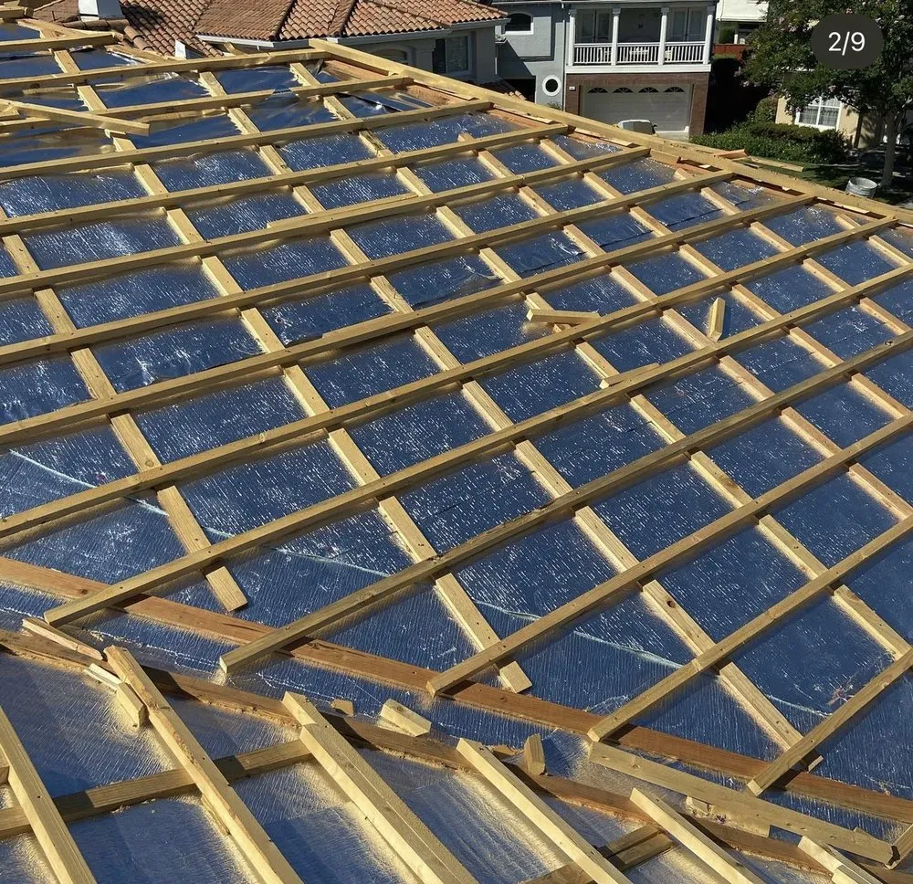 Slide of Cachus Roofing