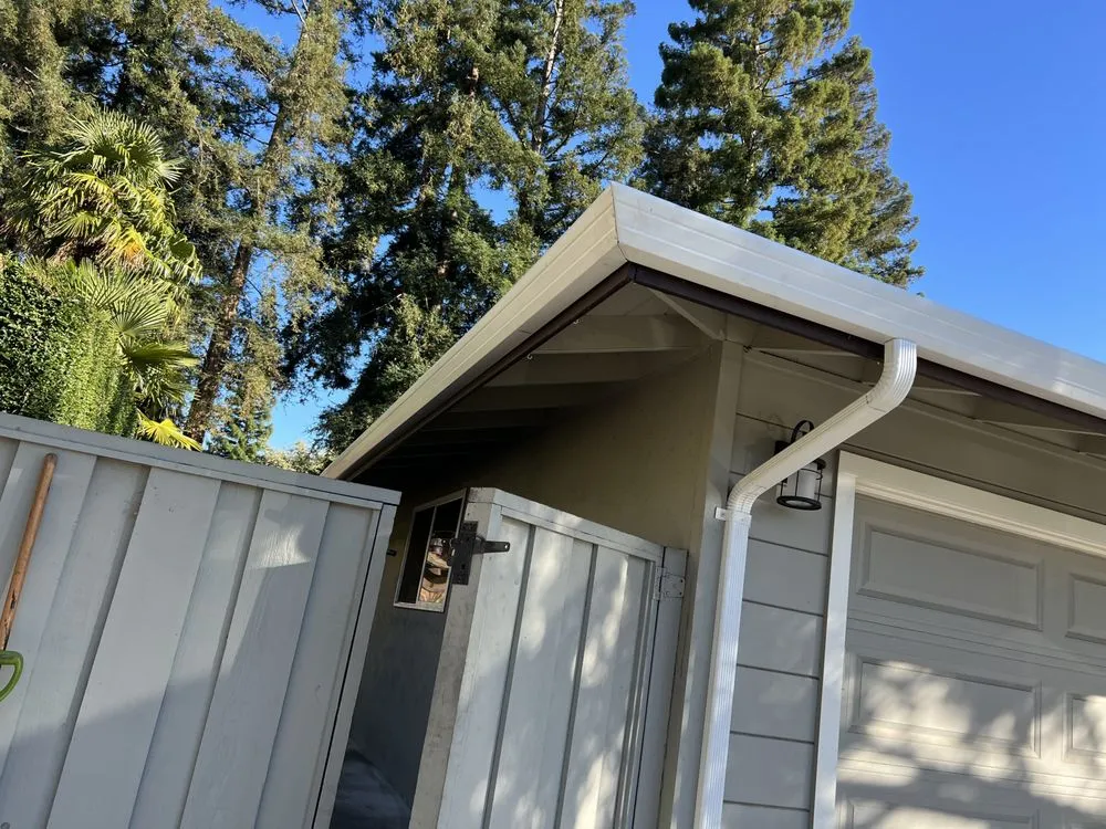 Slide of Cachus Roofing