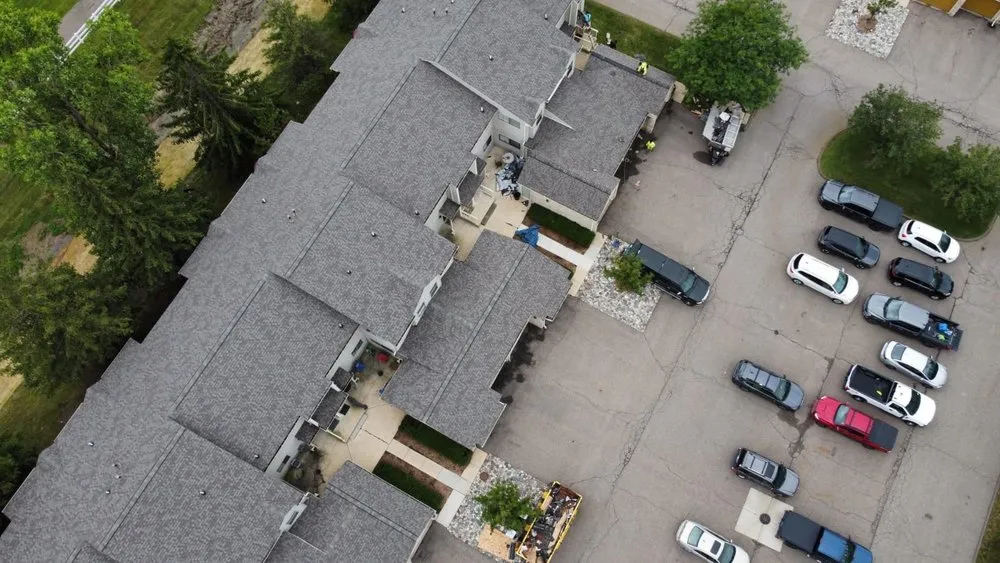 Slide of Cachus Roofing