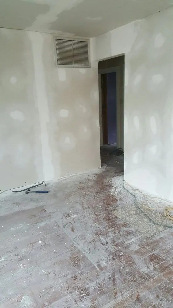 Slide of Cadiere Construction