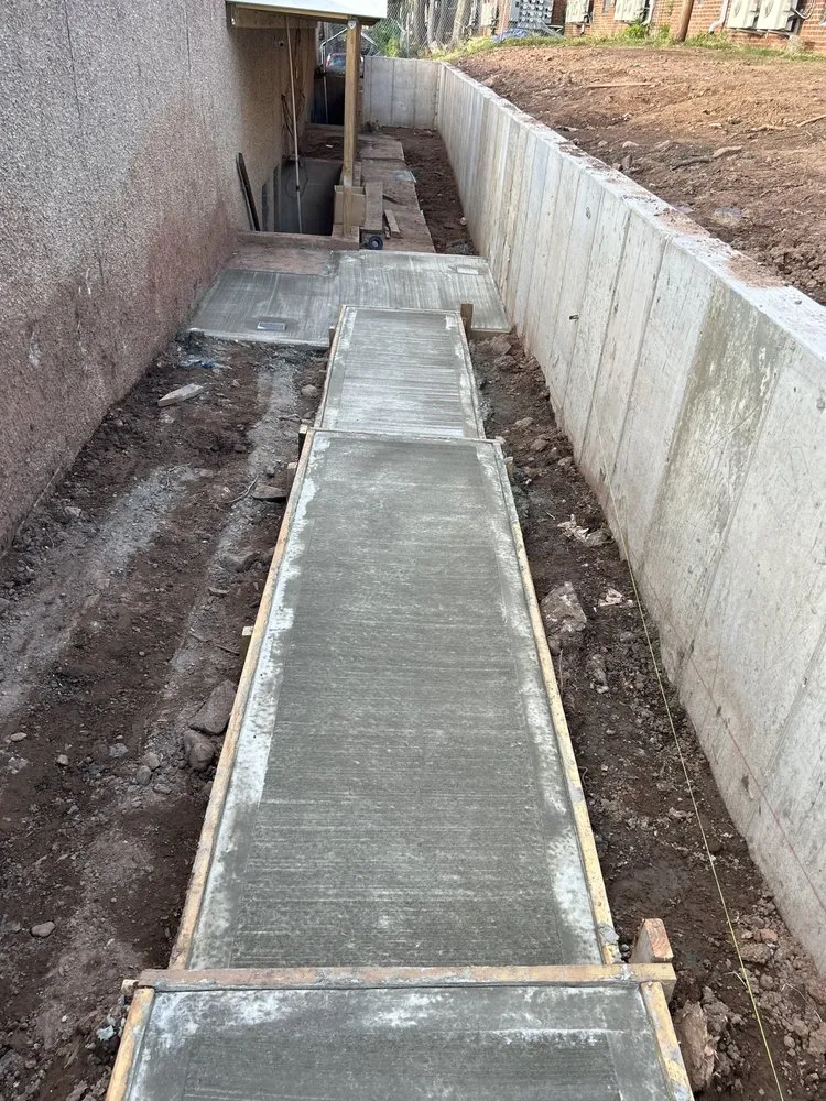 Slide of Caesars construction