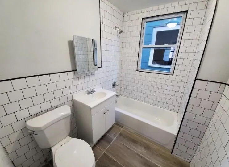 Slide of Caesars construction