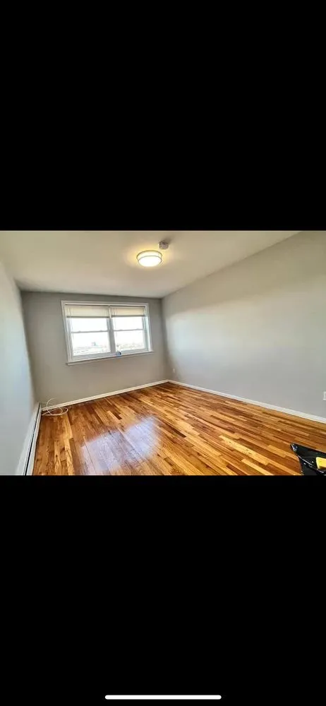 Slide of Caesars construction