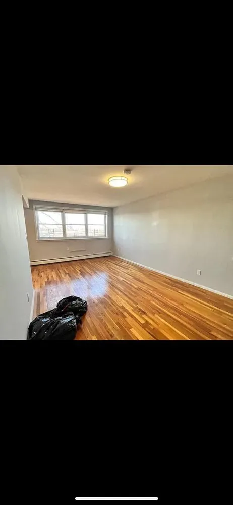 Slide of Caesars construction