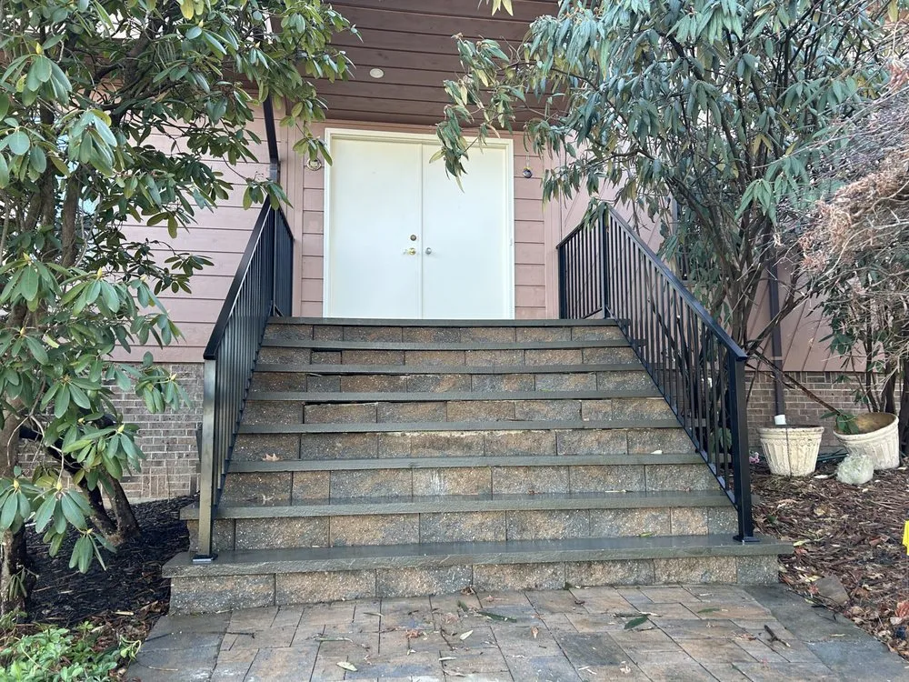 Slide of Caesars construction