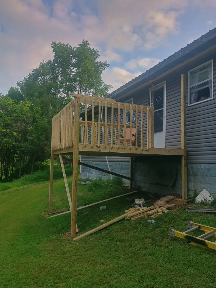 Emergency roof replacement for fast service across Davisville, WV - Cain's Construction And Restoration