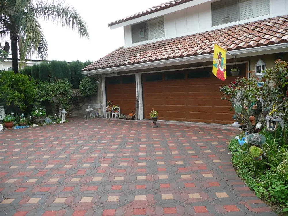 Slide of Cal Coast Roofing Raingutters