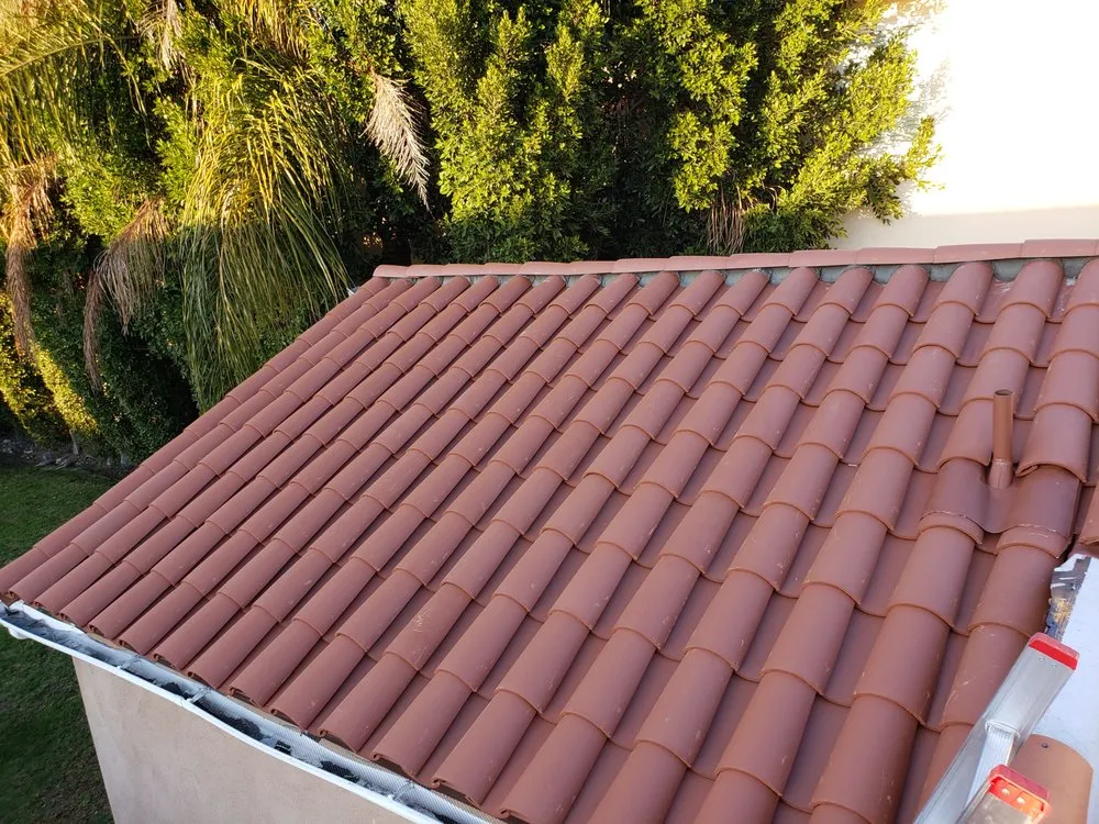 Slide of CAL Roofing Expert