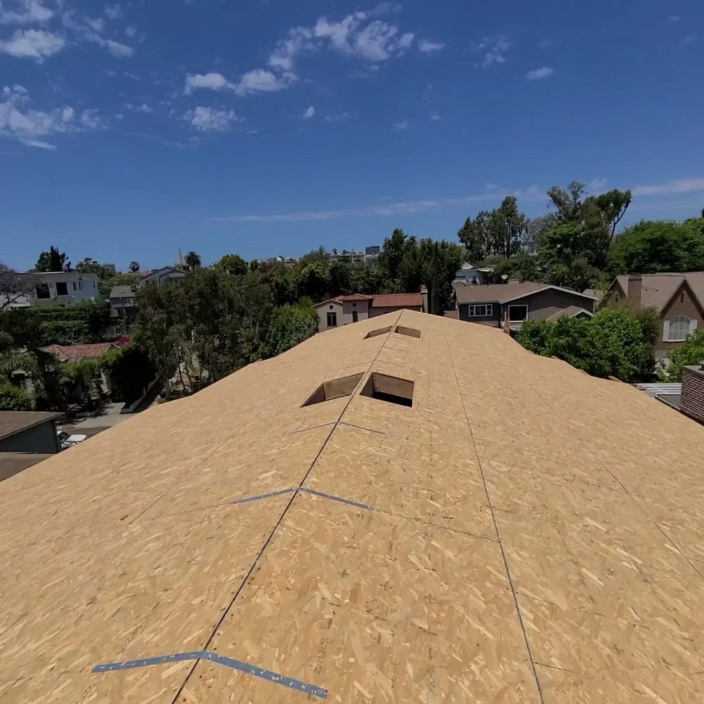 Slide of CAL Roofing Expert