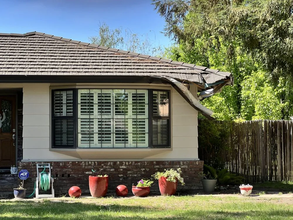 Slide of Cal-Vintage Roofing