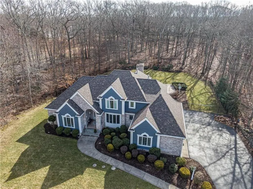 Slide of Calderon Contractors