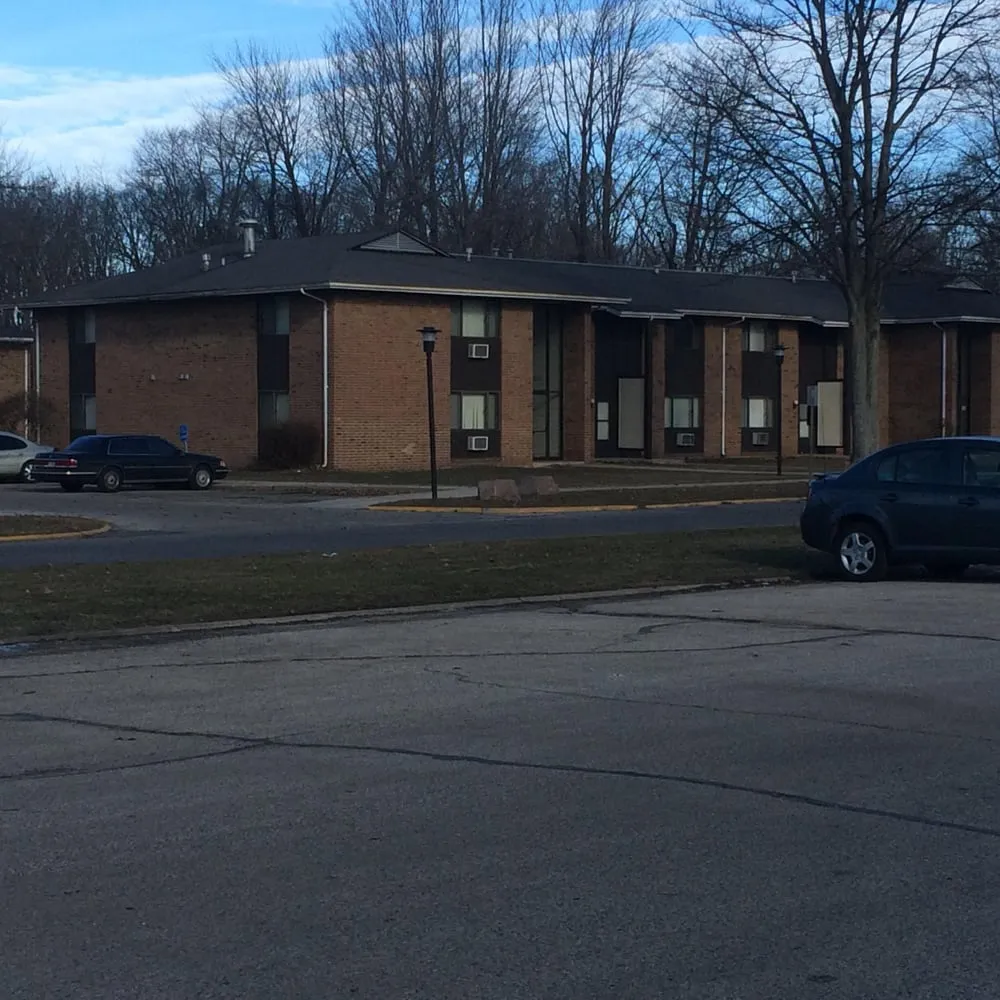 Slide of Calderone Roofing & Insulation