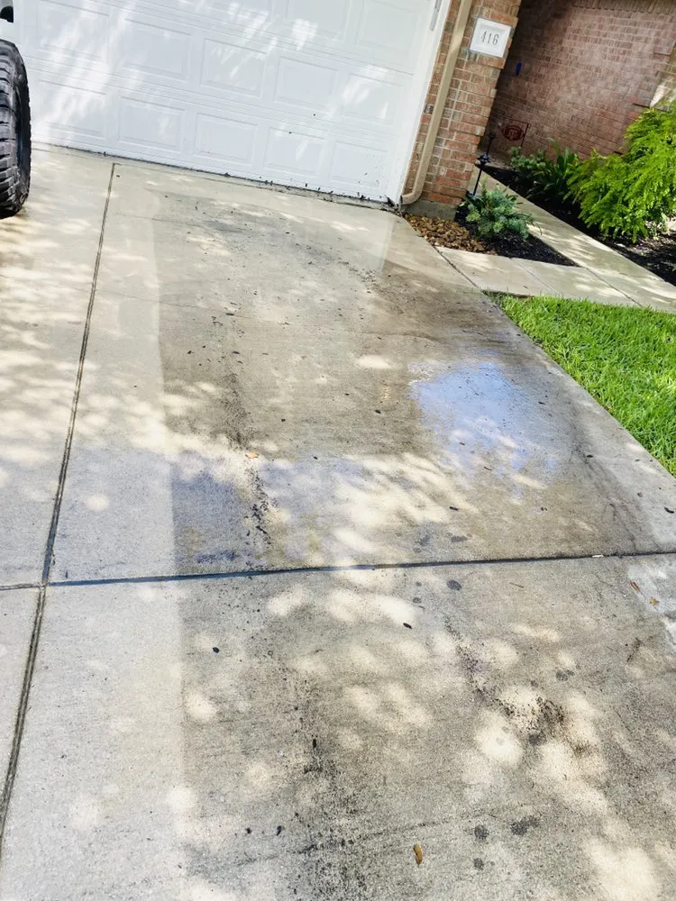 Slide of Caledonia Cleaning Services