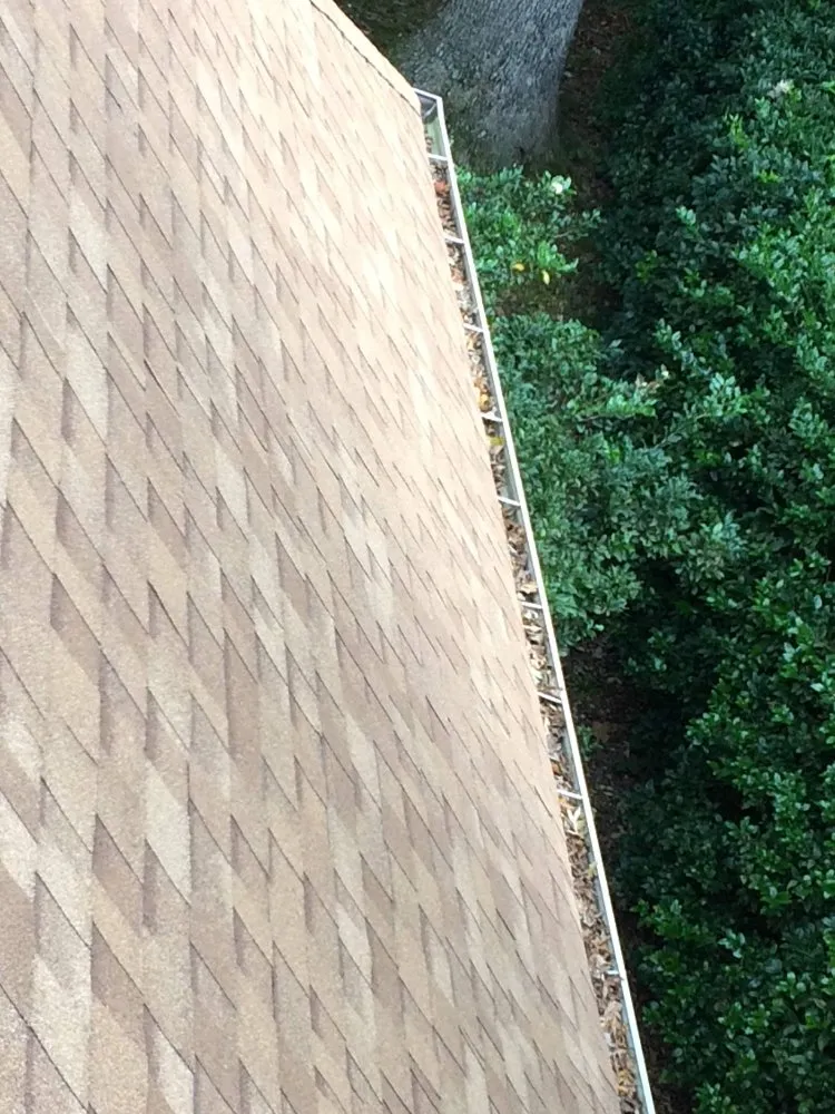 Slide of Calentanoz Contracting