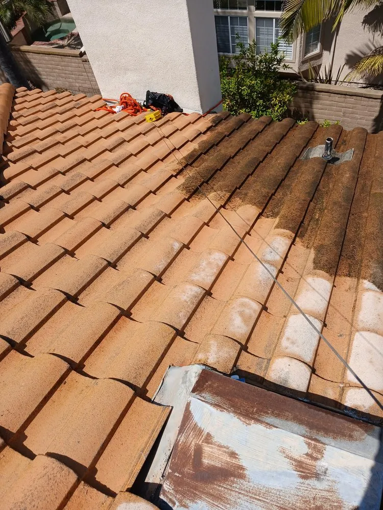 Slide of Cali Roof Cleaning