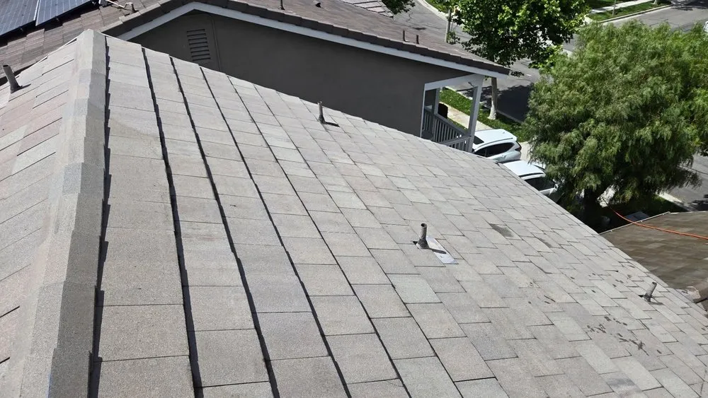 Slide of Cali Roof Cleaning
