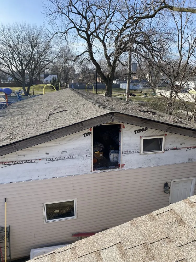 Slide of Caliber Roofing & Construction