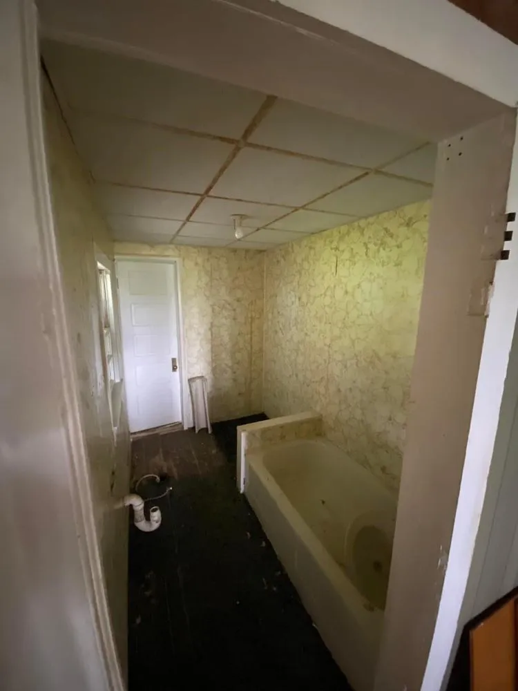 Slide of Calicraft Roofing And Construction