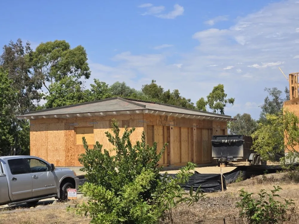 Slide of Califa Roofing