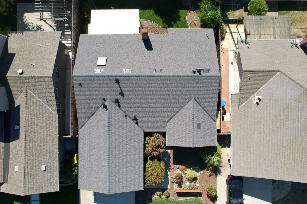 Slide of California Roof Runners