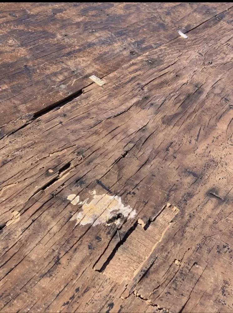 Slide of Caliglo Roofing