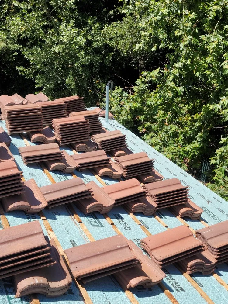 Slide of Calisco Roofing