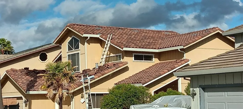 Slide of Calisco Roofing