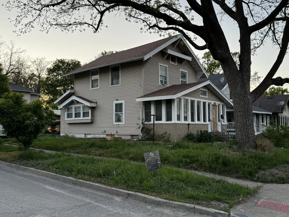 Slide of Calvillo & Son Construction