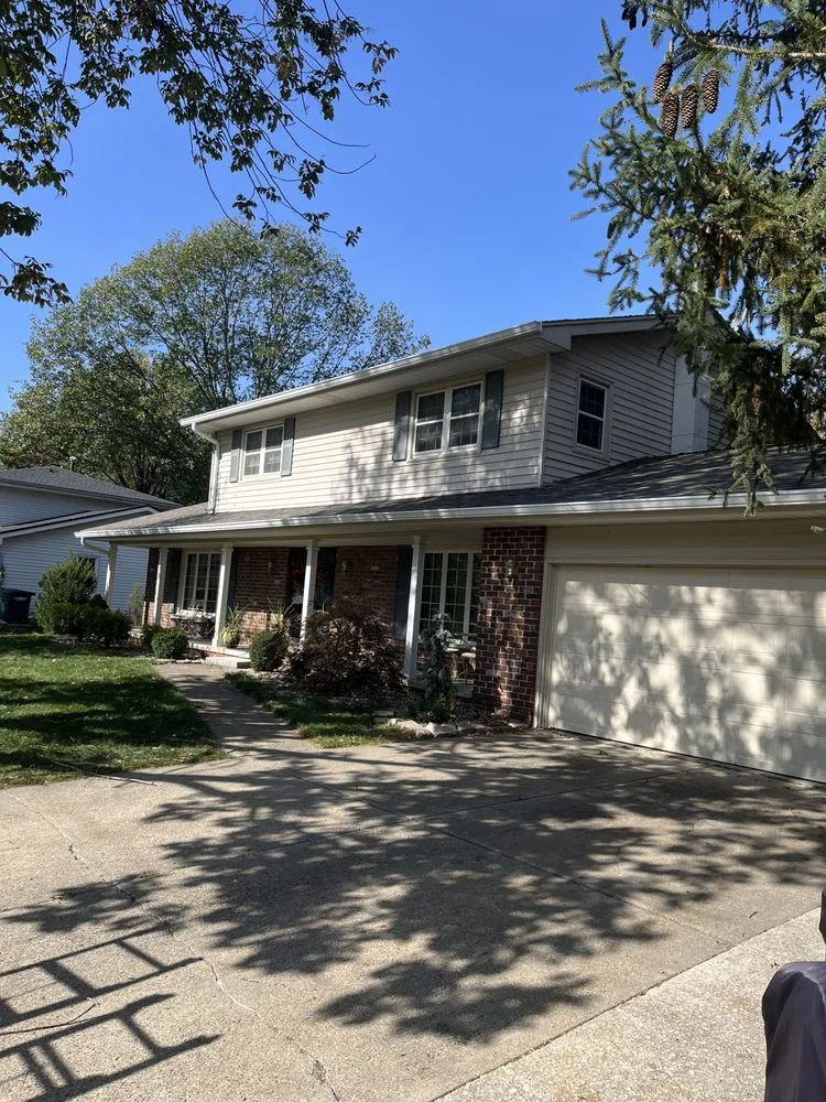 Slide of Calvillo & Tellez Construction