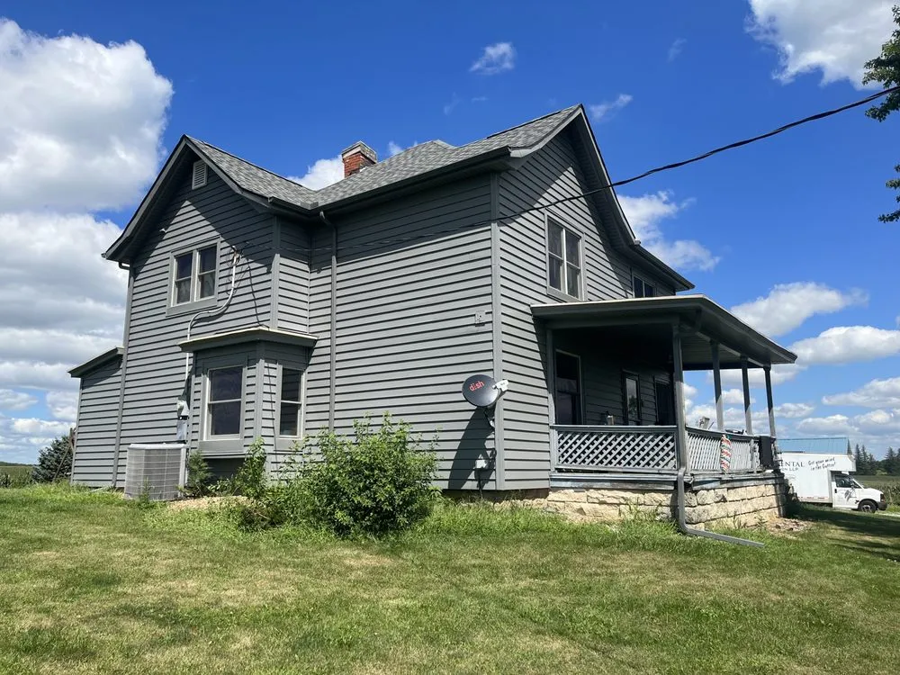 Slide of Calvillo & Tellez Construction