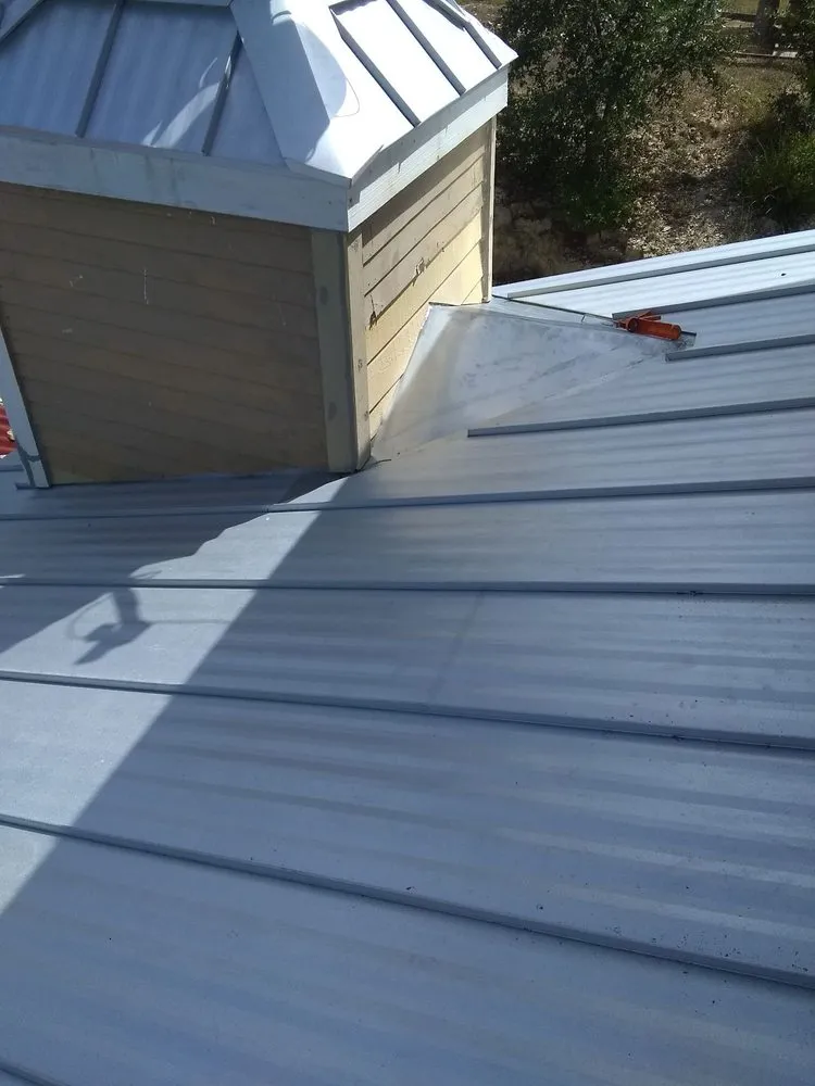 Slide of Camacho Roofing Construction