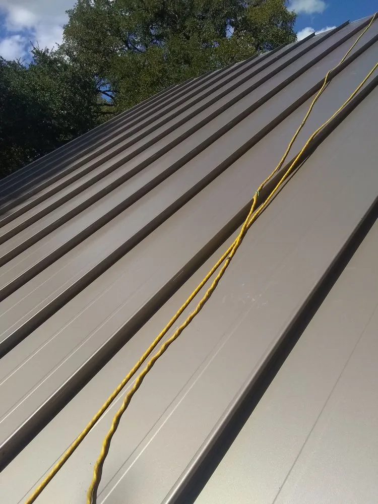 Slide of Camacho Roofing Construction