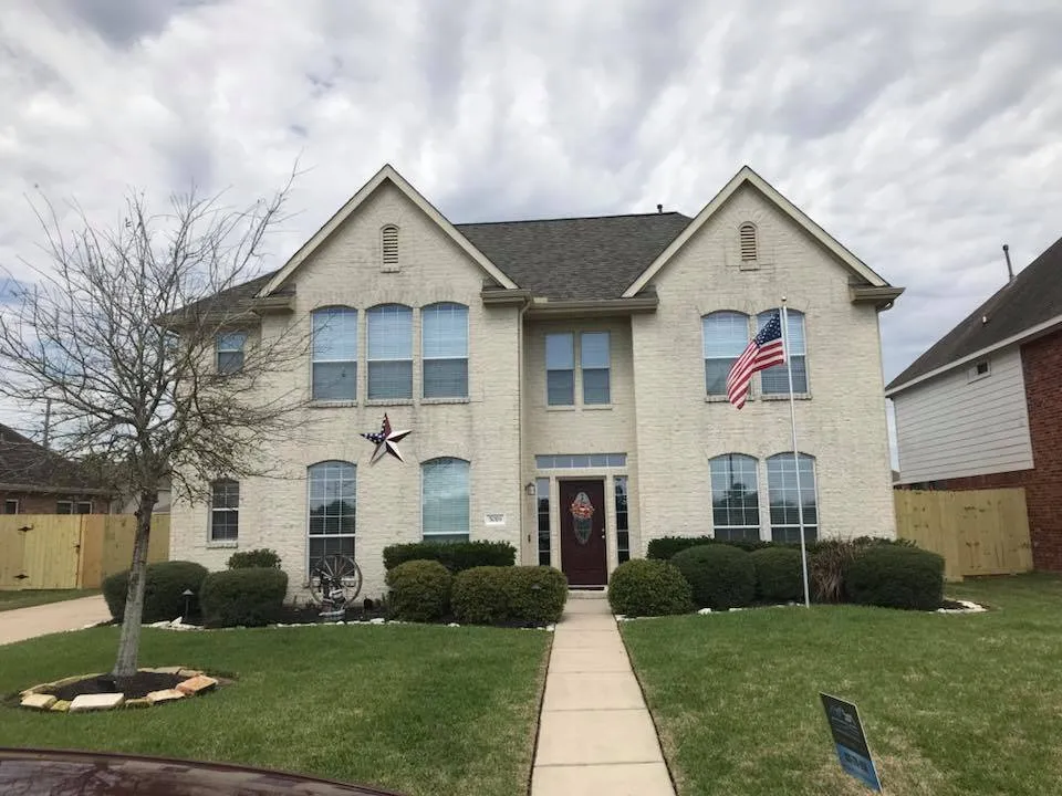 Slide of Campbell Roofing & Solar