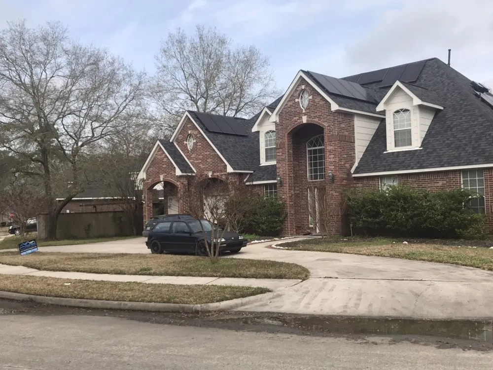 Slide of Campbell Roofing & Solar