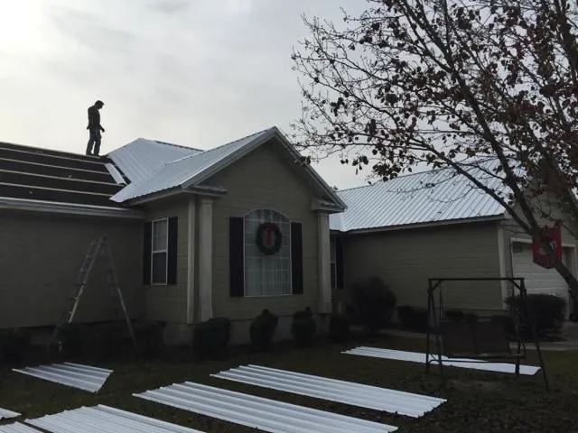 Slide of Campbell's Construction & Roofing