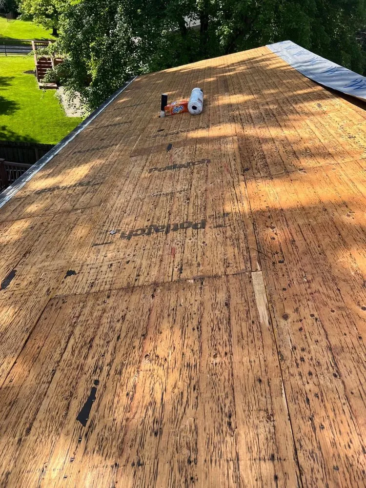 Slide of CamposRoofing