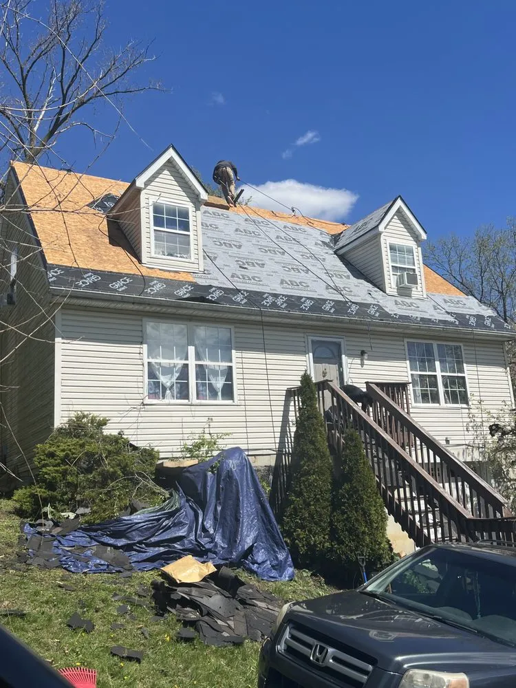 Slide of CamposRoofing