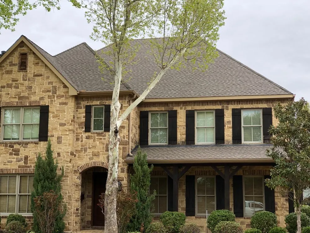 Slide of Canac Roofing & Construction