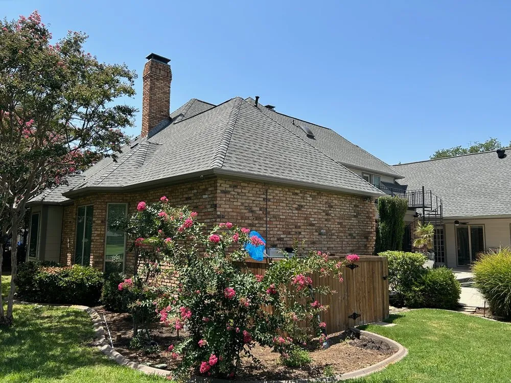 Slide of Canac Roofing & Construction