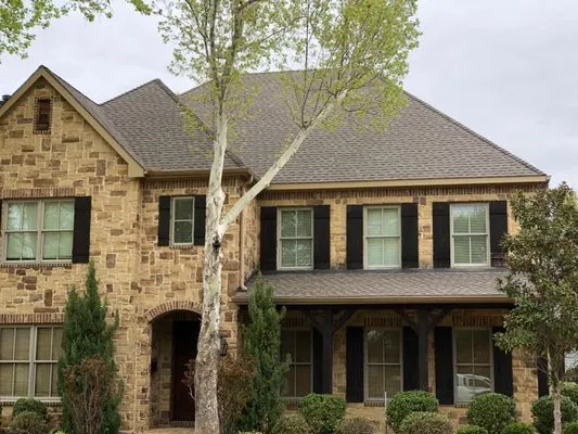 Canac Roofing & Construction Logo