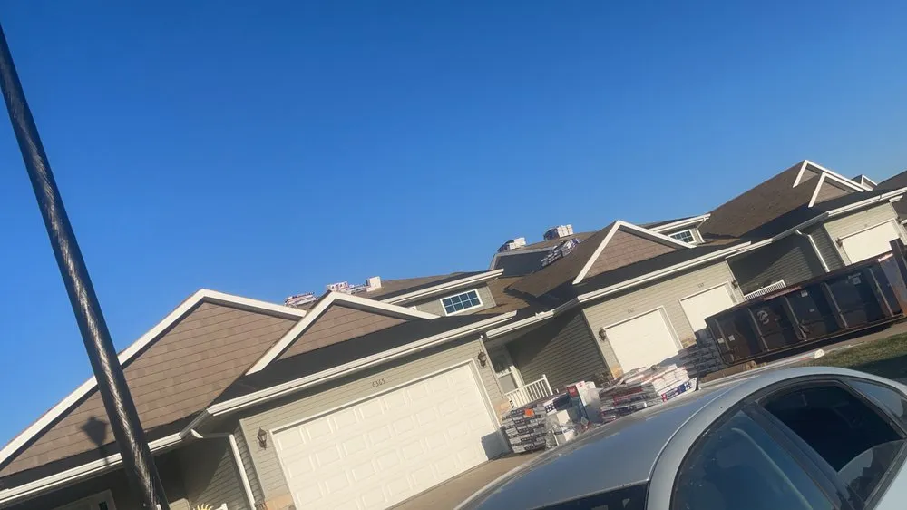 Slide of Canales Construction