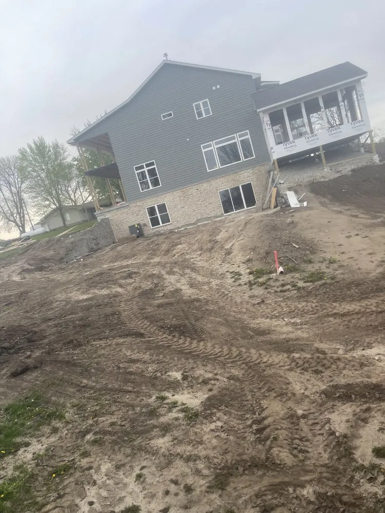 Slide of Canales Construction